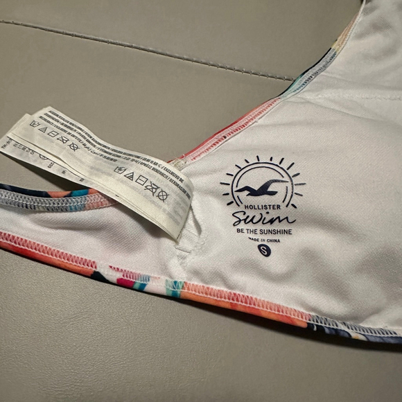 Hollister Women’s Bikini Swim Top Orange Floral Print Size Small - Picture 4 of 5
